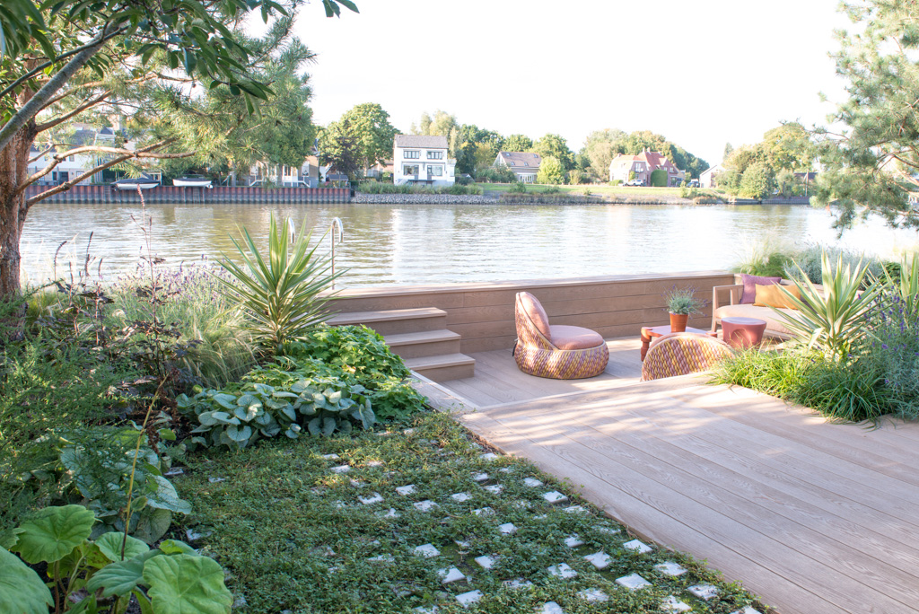 Erwin Stam Tuinstudio | Waterfront Garden along the river IJssel